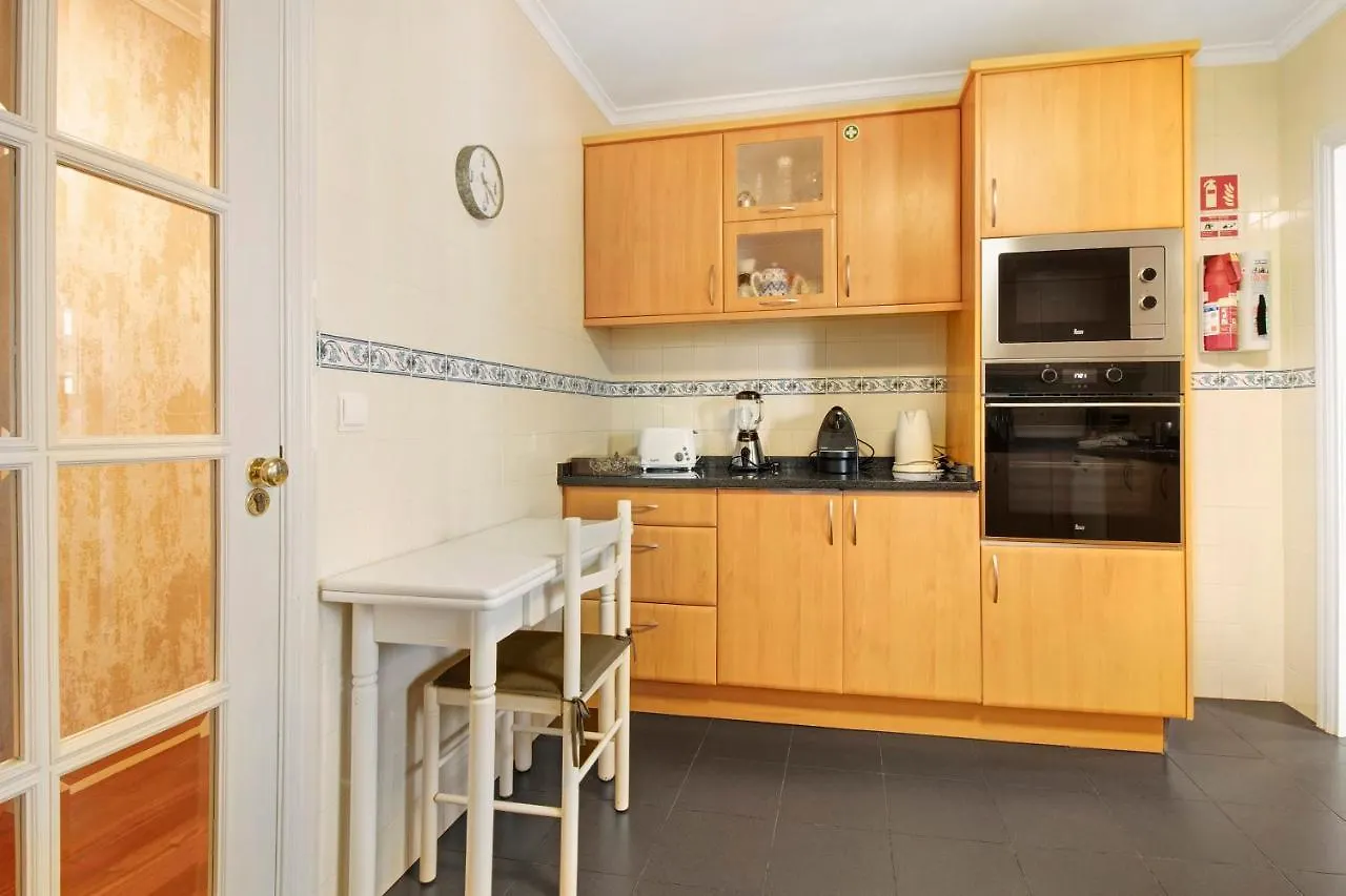 Seaside Escape Apartment Funchal   Funchal (Madeira)
